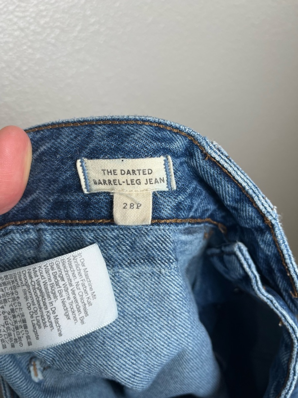 Madewell The Darted Barrel Leg Jean in Medium Wash Women’s 28P - Picture 8 of 13
